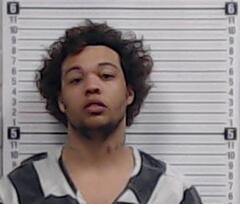 Mugshot of THOMAS, DESMOND